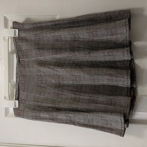 Black, white and red plaid mini skirt, NBW